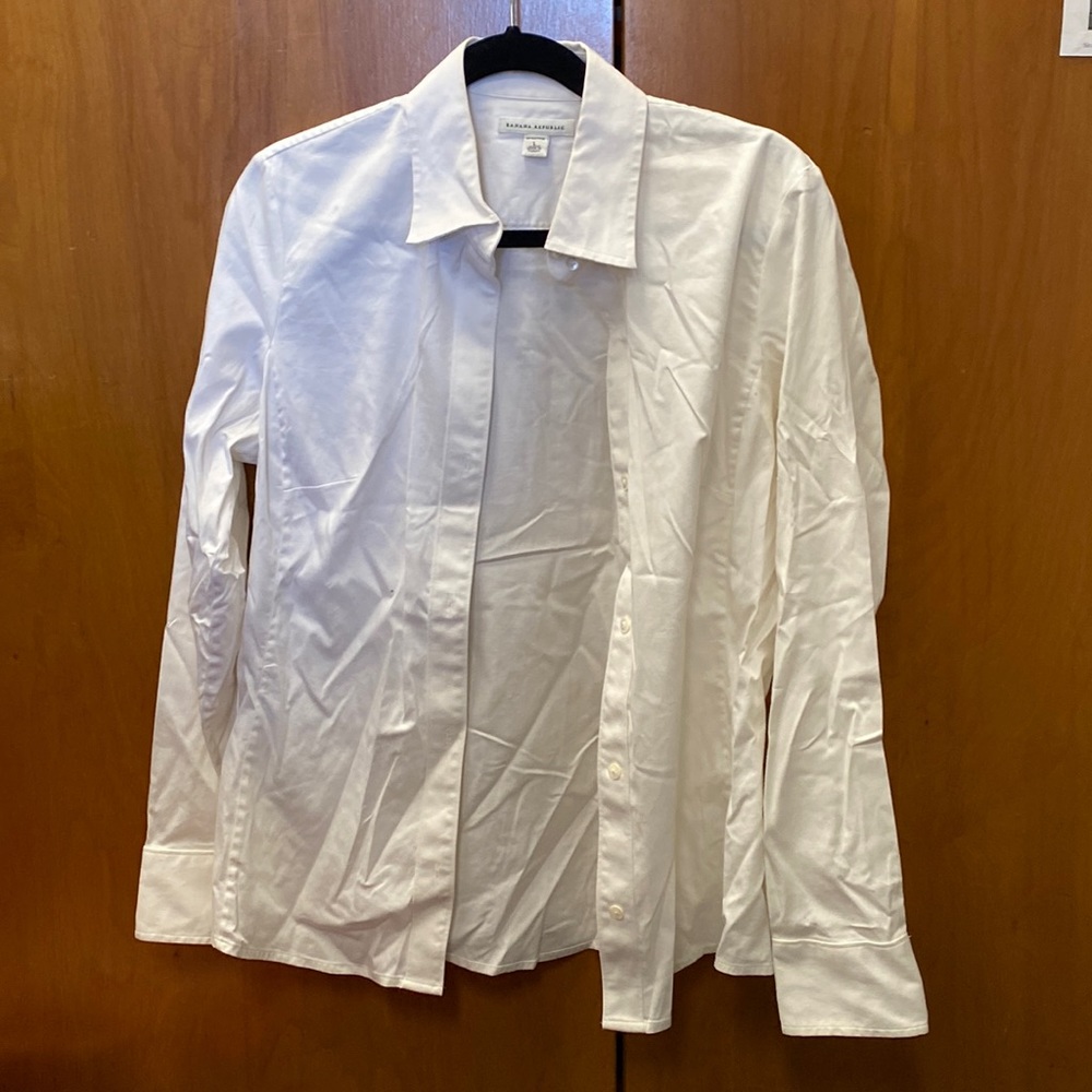 Banana Republic White Button-Down Shirt